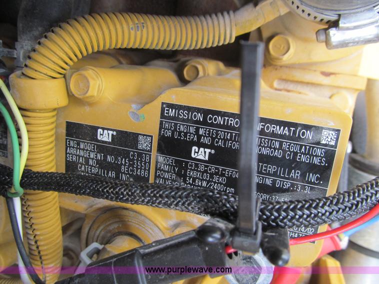 image for item L5633 2014 Caterpillar 236D skid steer