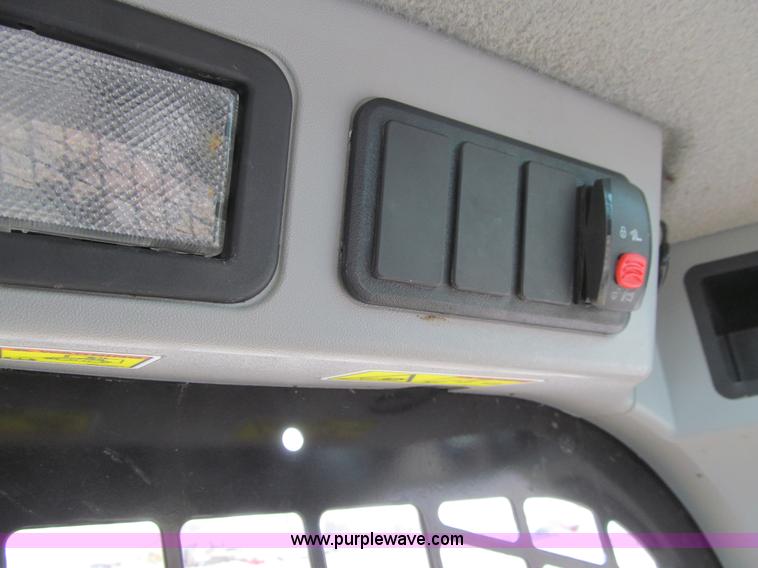 image for item L5633 2014 Caterpillar 236D skid steer