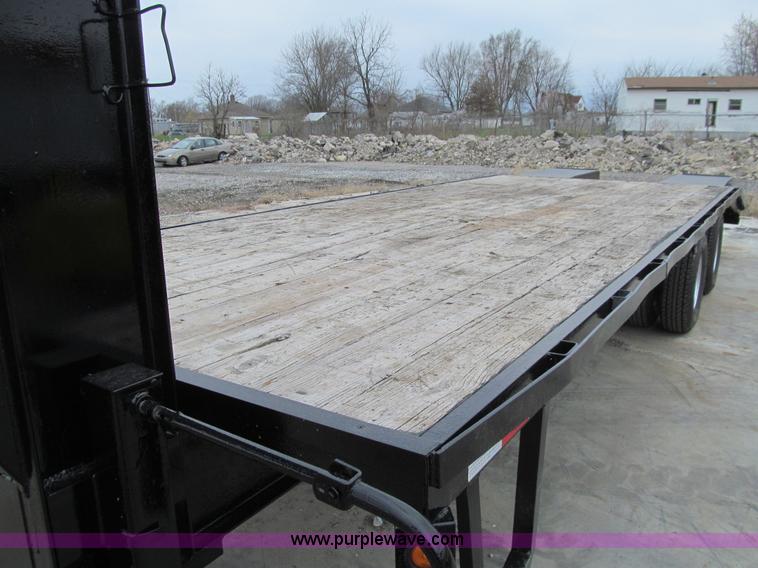 image for item L5635 2005 Trailerman equipment trailer