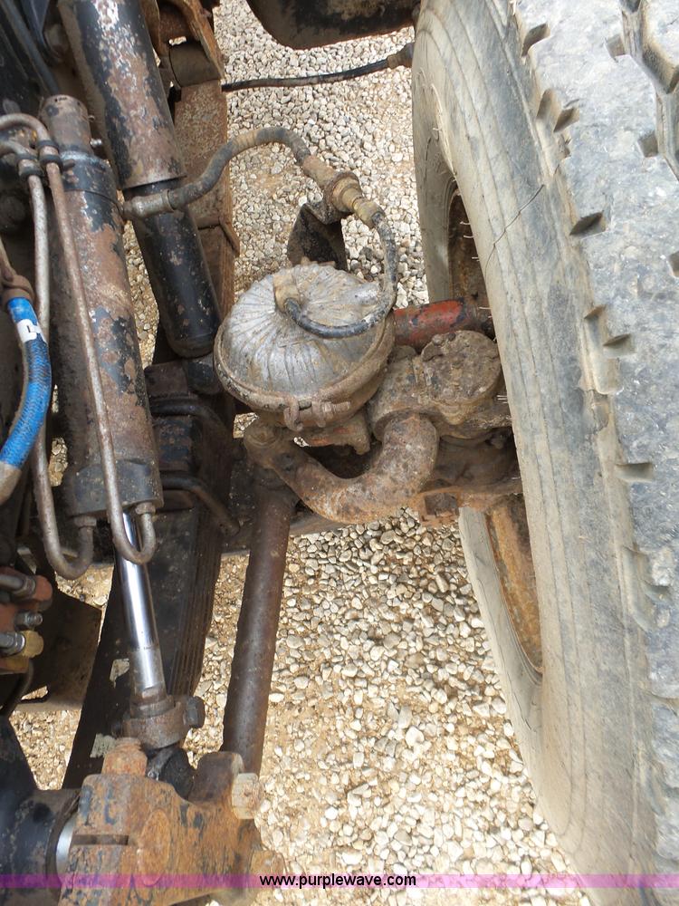 image for item L6276 1985 GMC J96 dump truck