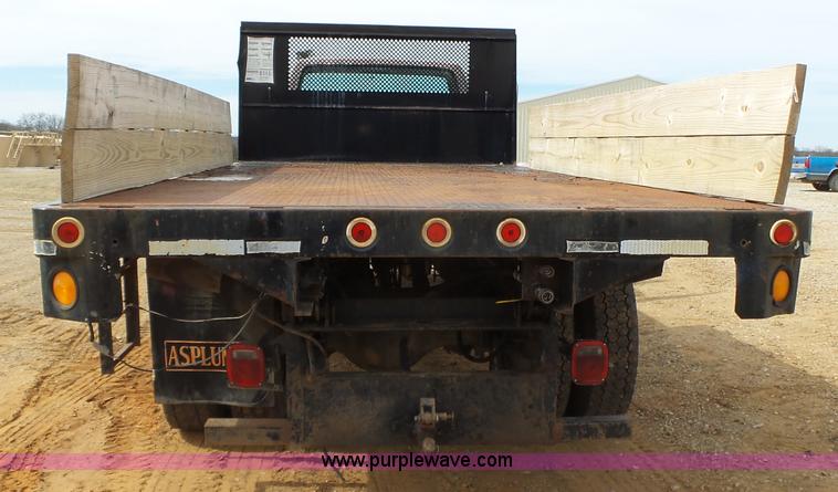 image for item L6277 1999 Ford F800 dump truck