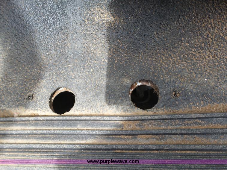 image for item L6277 1999 Ford F800 dump truck