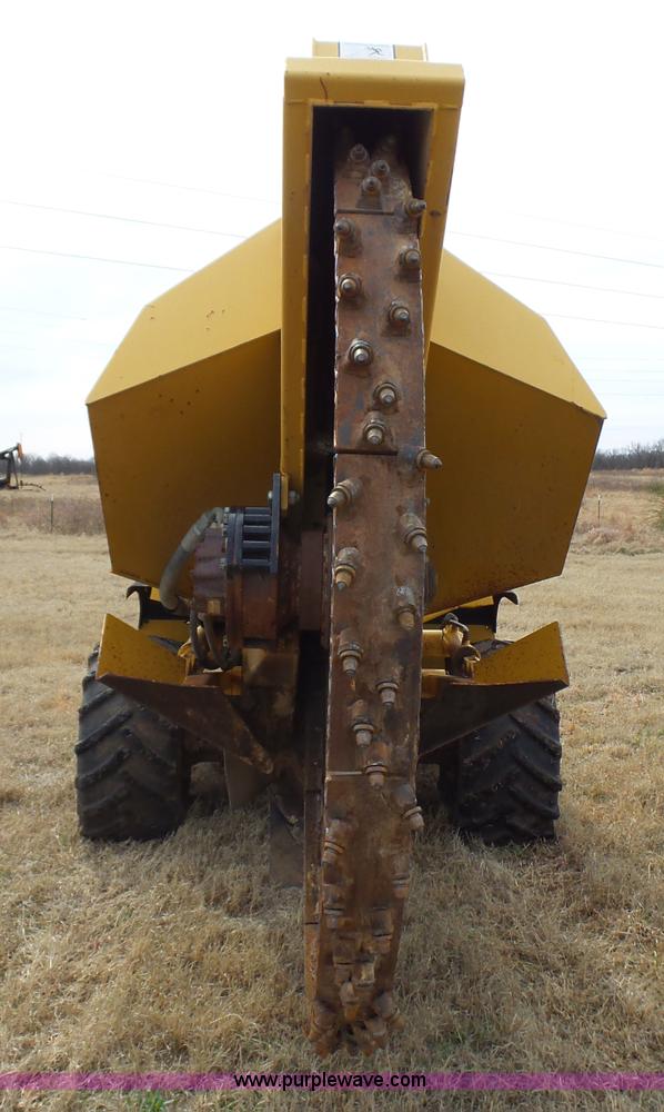 image for item L6278 2006 Vermeer RT1250 rock saw