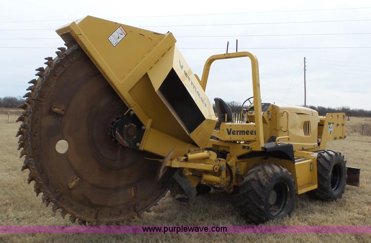 image for item L6278 2006 Vermeer RT1250 rock saw