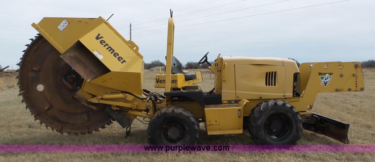 image for item L6278 2006 Vermeer RT1250 rock saw