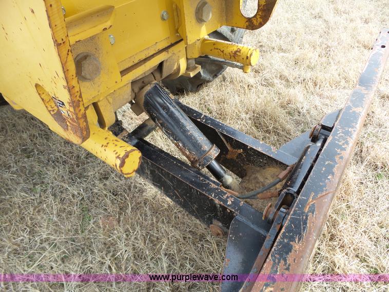 image for item L6278 2006 Vermeer RT1250 rock saw