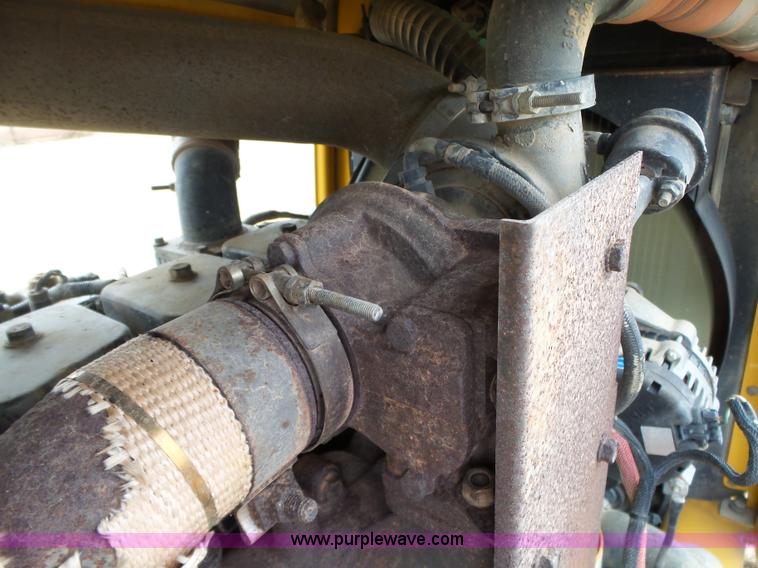 image for item L6278 2006 Vermeer RT1250 rock saw