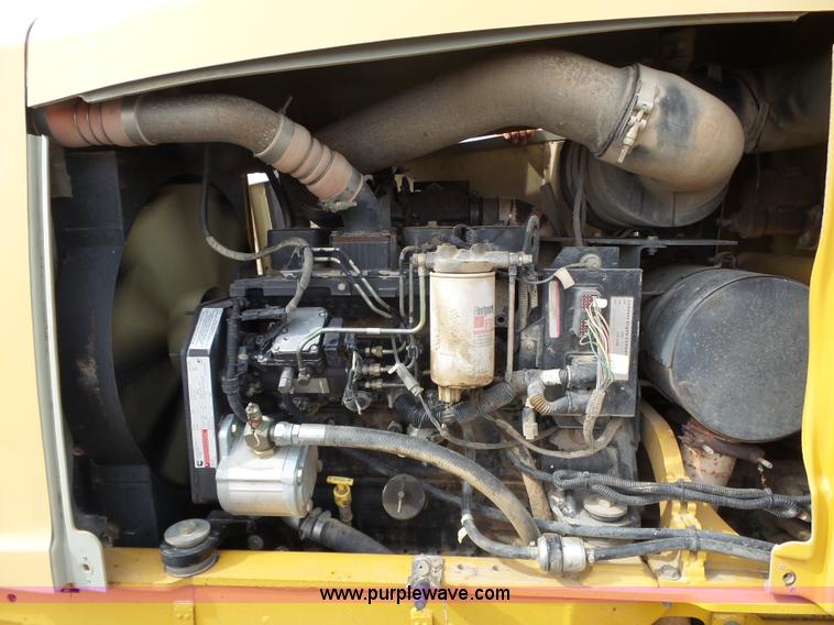 image for item L6278 2006 Vermeer RT1250 rock saw