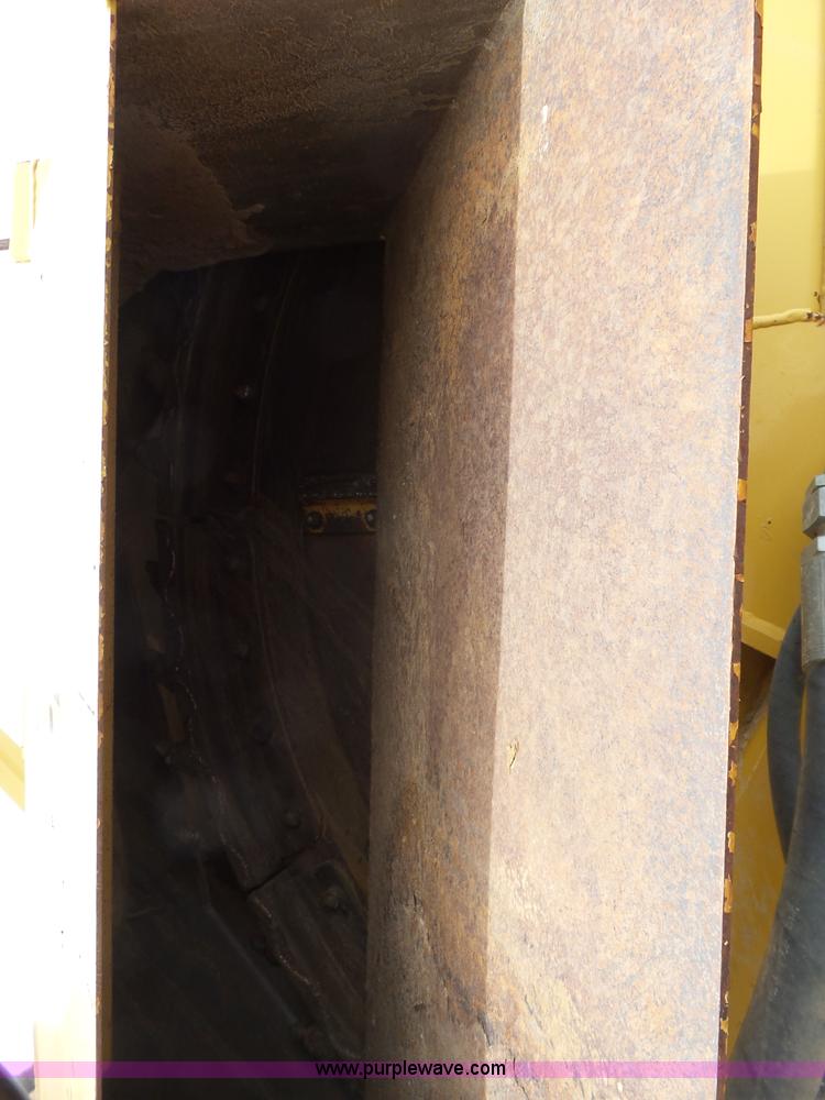 image for item L6278 2006 Vermeer RT1250 rock saw