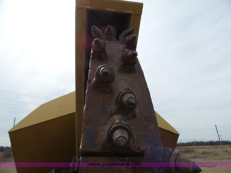 image for item L6278 2006 Vermeer RT1250 rock saw