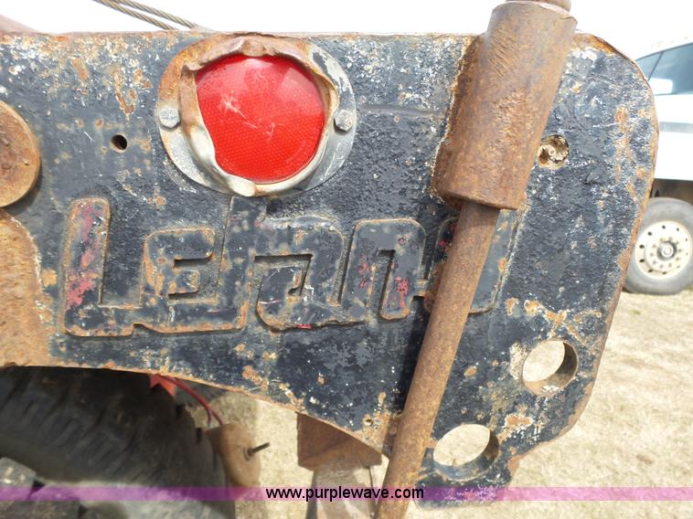 image for item L6279 1981 Ford LTS9000 flatbed truck