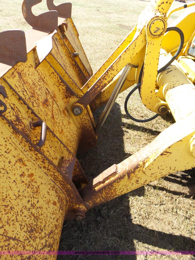 image for item L6280 1996 John Deere 310D backhoe