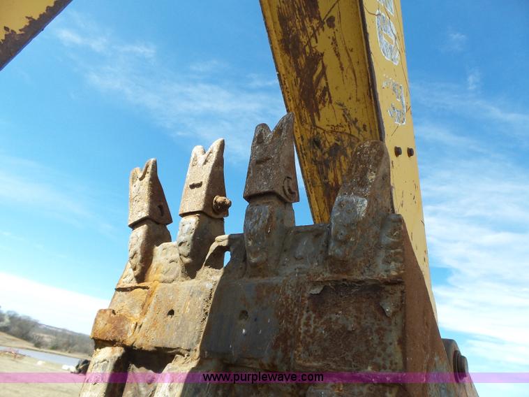 image for item L6280 1996 John Deere 310D backhoe