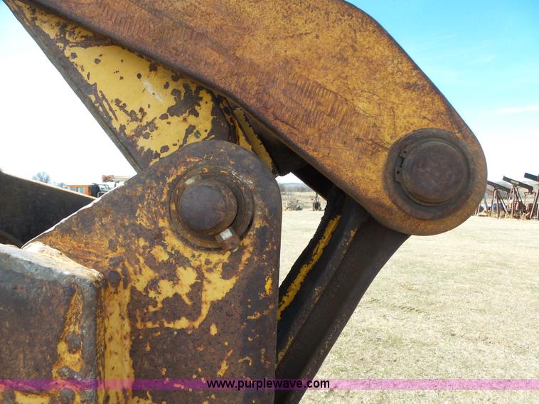 image for item L6280 1996 John Deere 310D backhoe