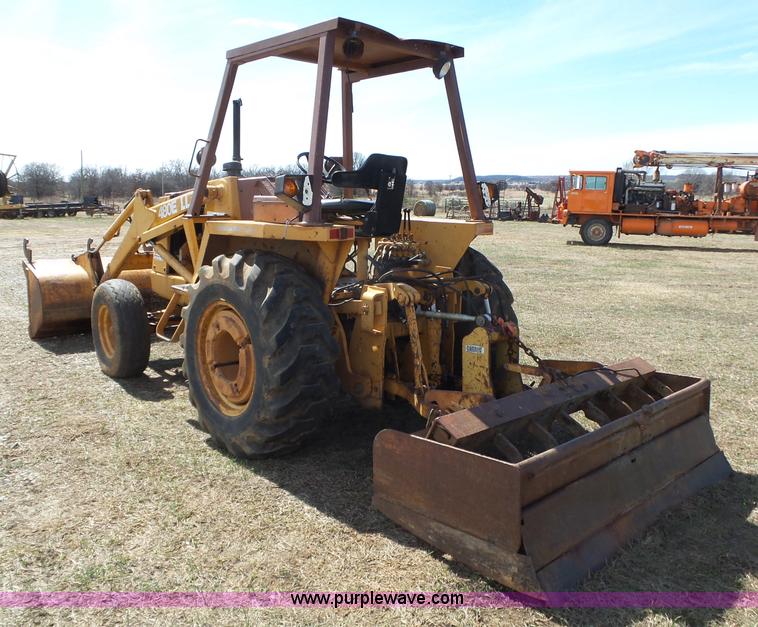 image for item L6281 1988 Case 480E landscape tractor