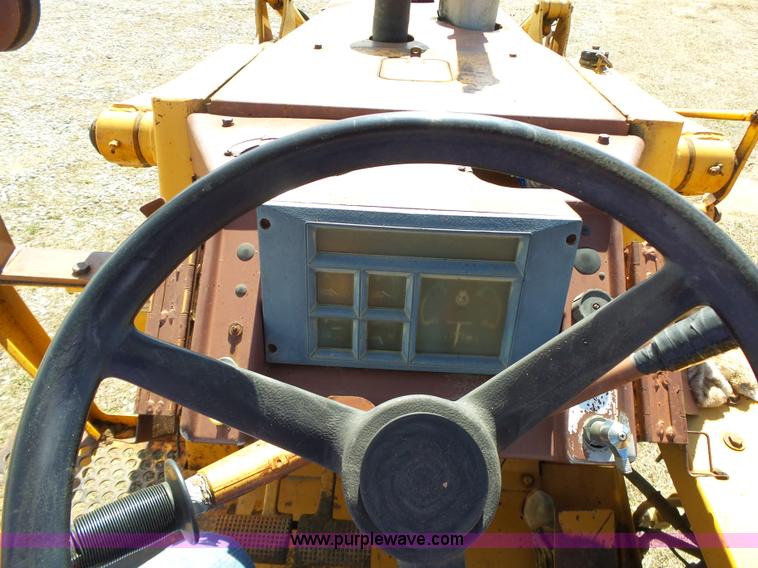 image for item L6281 1988 Case 480E landscape tractor