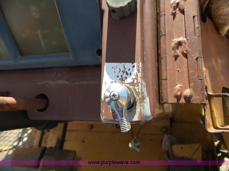 image for item L6281 1988 Case 480E landscape tractor