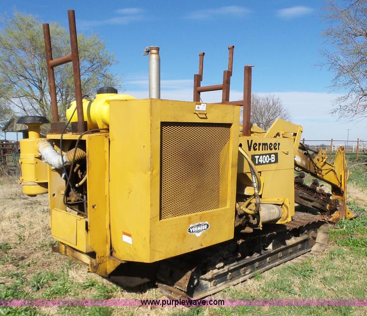 image for item L6283 Vermeer T400-B trencher