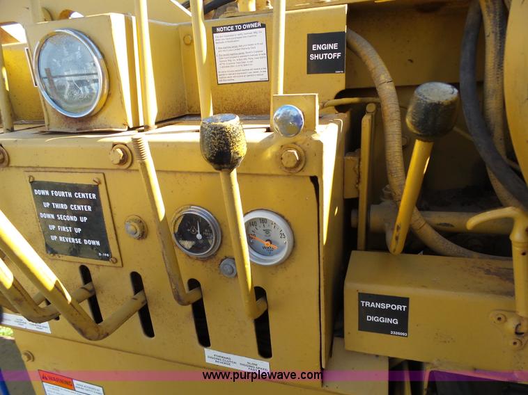 image for item L6283 Vermeer T400-B trencher