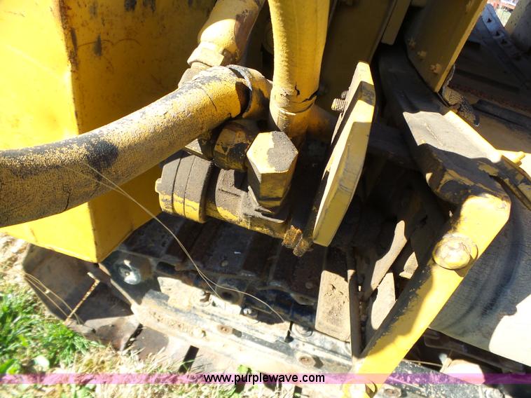 image for item L6283 Vermeer T400-B trencher