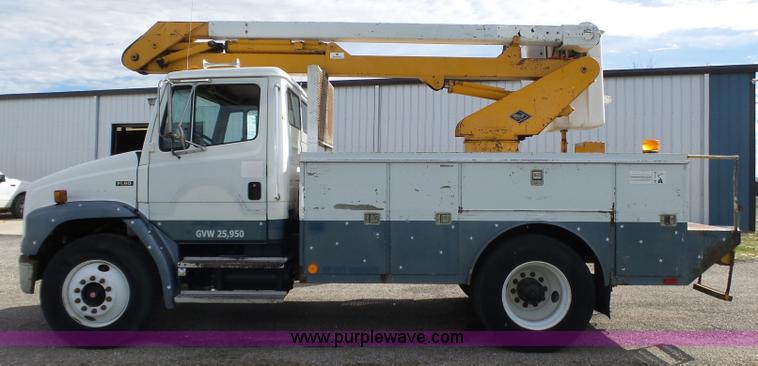 image for item L6286 1999 Freightliner FL60 bucket truck
