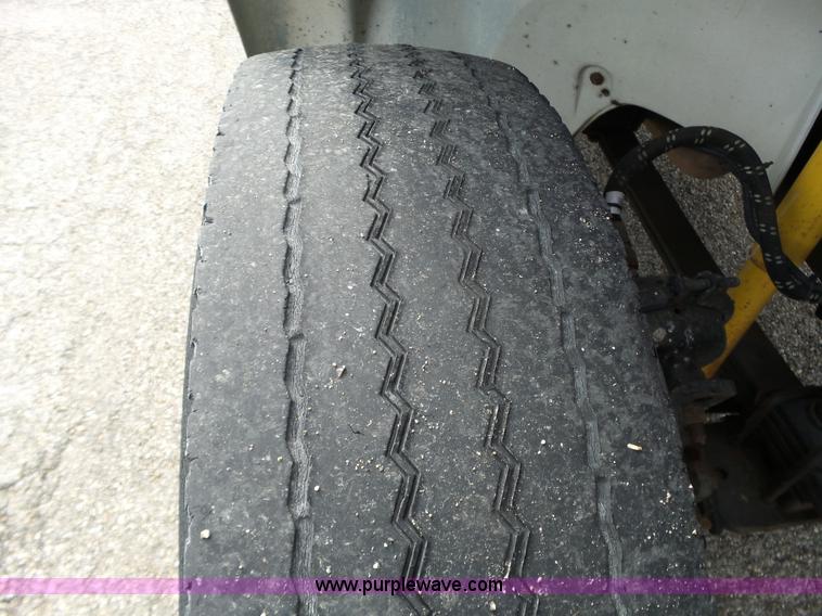 image for item L6286 1999 Freightliner FL60 bucket truck