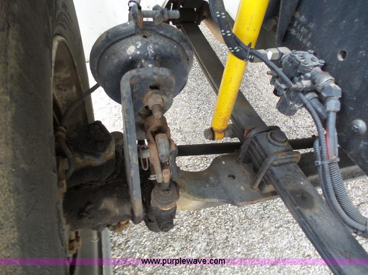 image for item L6286 1999 Freightliner FL60 bucket truck