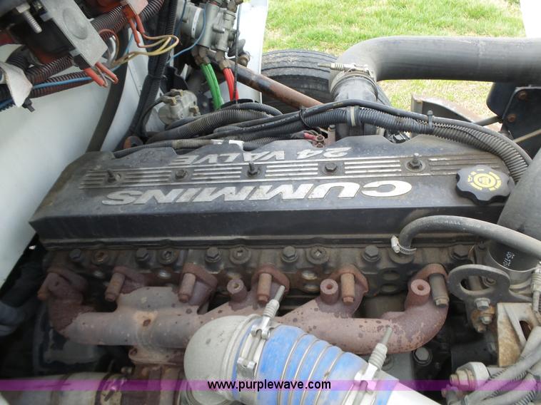 image for item L6286 1999 Freightliner FL60 bucket truck