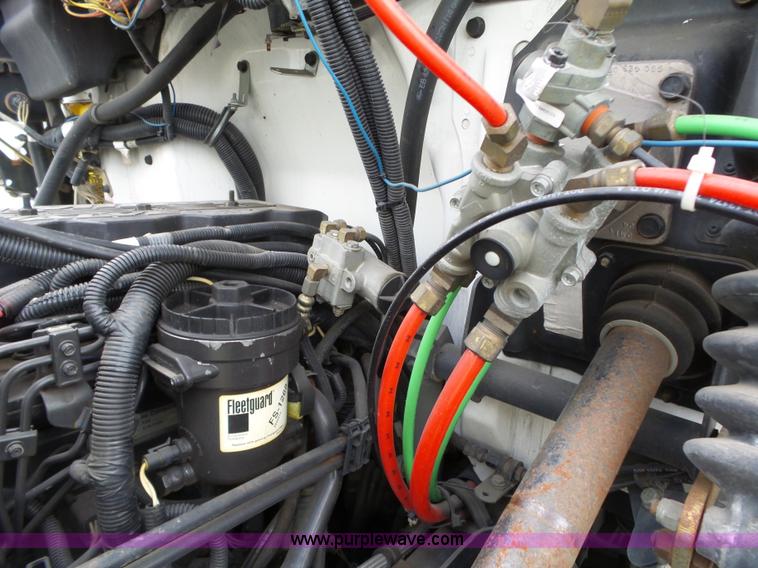 image for item L6286 1999 Freightliner FL60 bucket truck