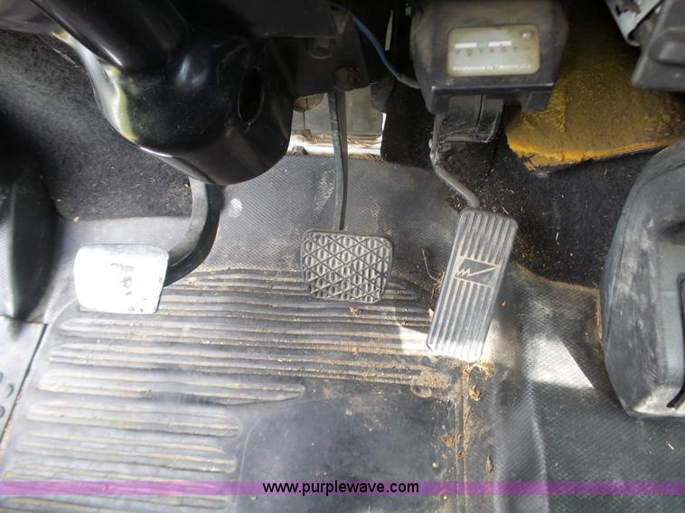 image for item L6286 1999 Freightliner FL60 bucket truck