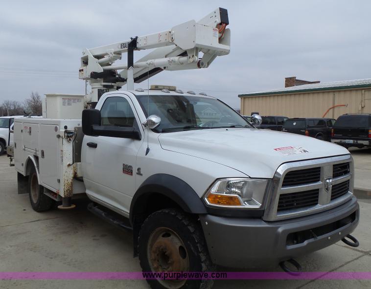 image for item L7135 2011 Dodge Ram 5500 bucket truck