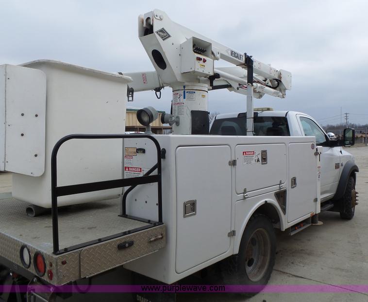 image for item L7135 2011 Dodge Ram 5500 bucket truck