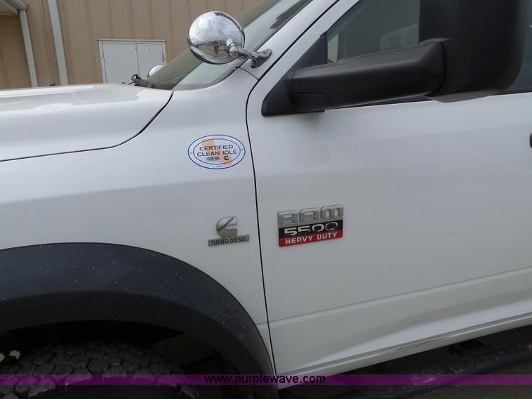 image for item L7135 2011 Dodge Ram 5500 bucket truck