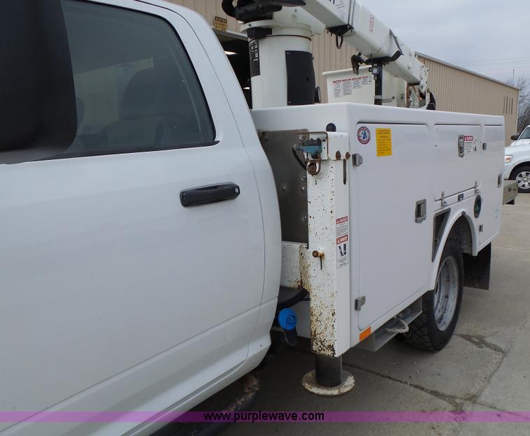 image for item L7135 2011 Dodge Ram 5500 bucket truck