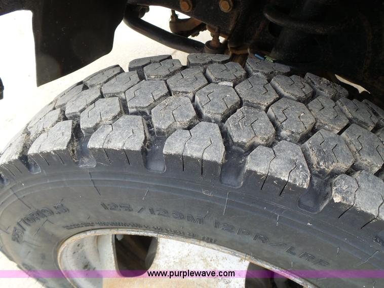 image for item L7135 2011 Dodge Ram 5500 bucket truck