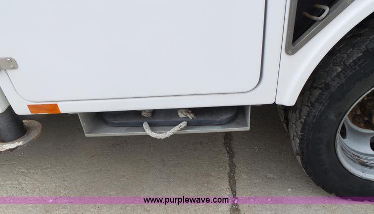 image for item L7135 2011 Dodge Ram 5500 bucket truck