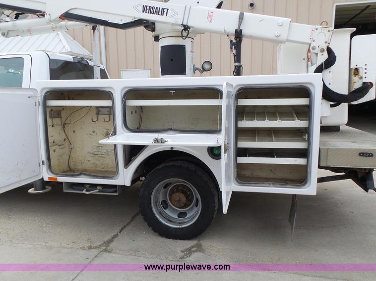 image for item L7135 2011 Dodge Ram 5500 bucket truck