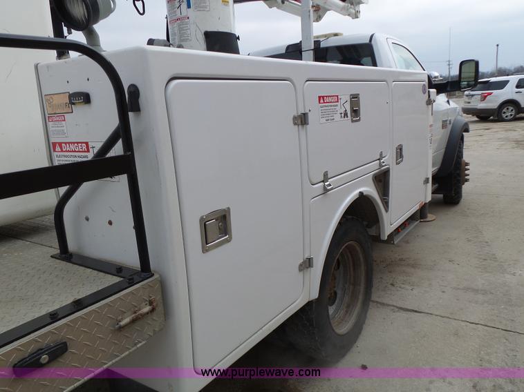 image for item L7135 2011 Dodge Ram 5500 bucket truck