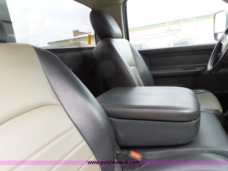 image for item L7135 2011 Dodge Ram 5500 bucket truck