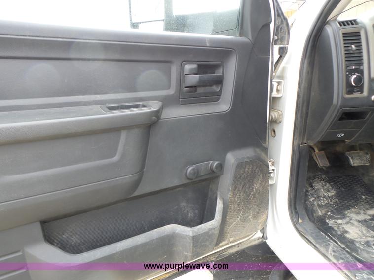 image for item L7135 2011 Dodge Ram 5500 bucket truck