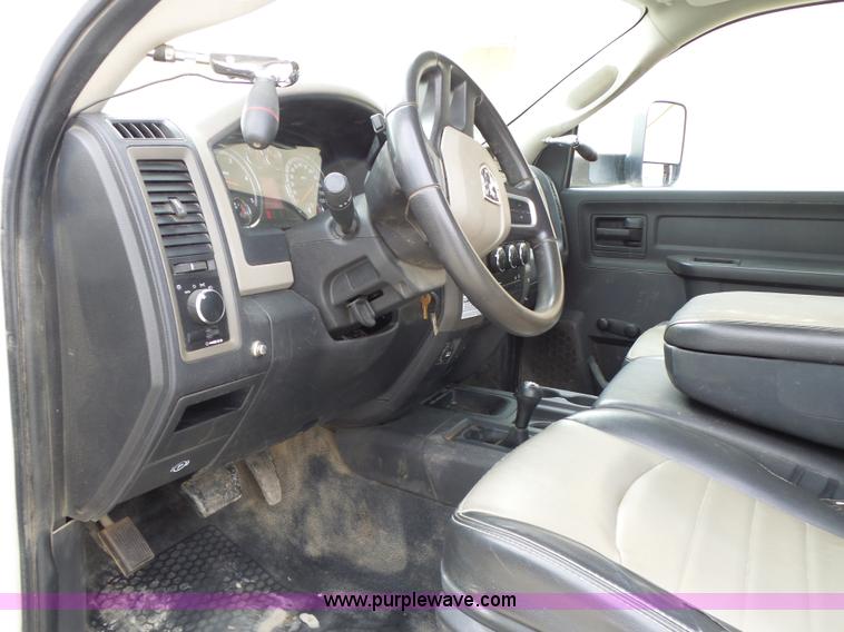 image for item L7135 2011 Dodge Ram 5500 bucket truck