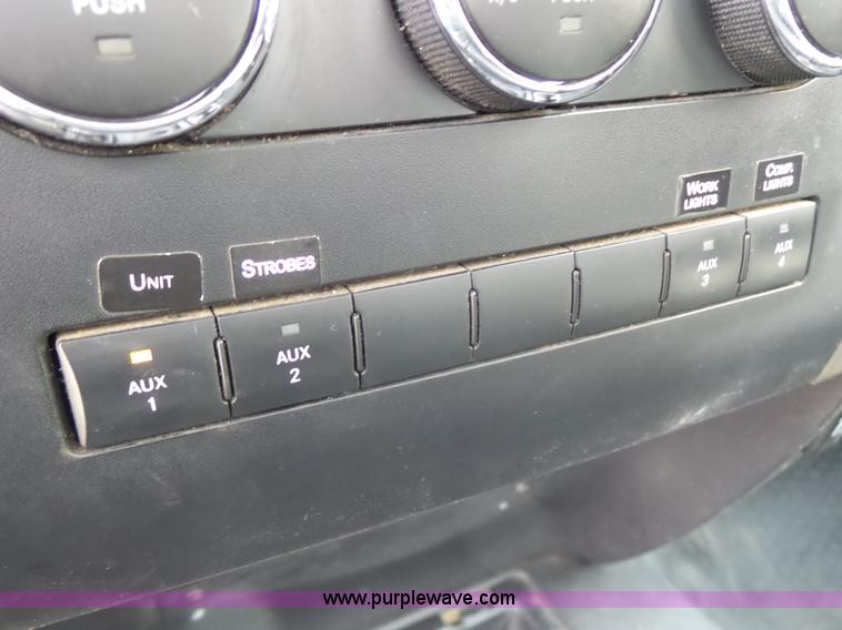 image for item L7135 2011 Dodge Ram 5500 bucket truck