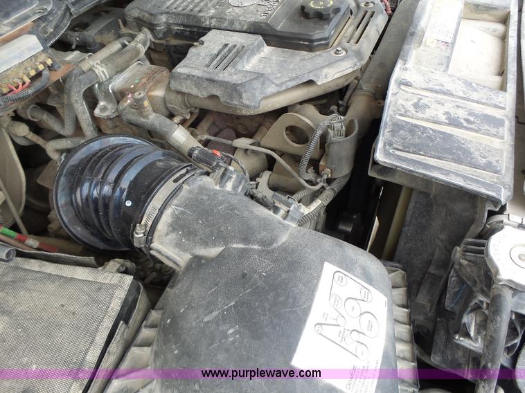 image for item L7135 2011 Dodge Ram 5500 bucket truck