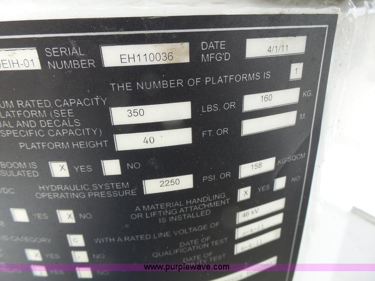 image for item L7135 2011 Dodge Ram 5500 bucket truck