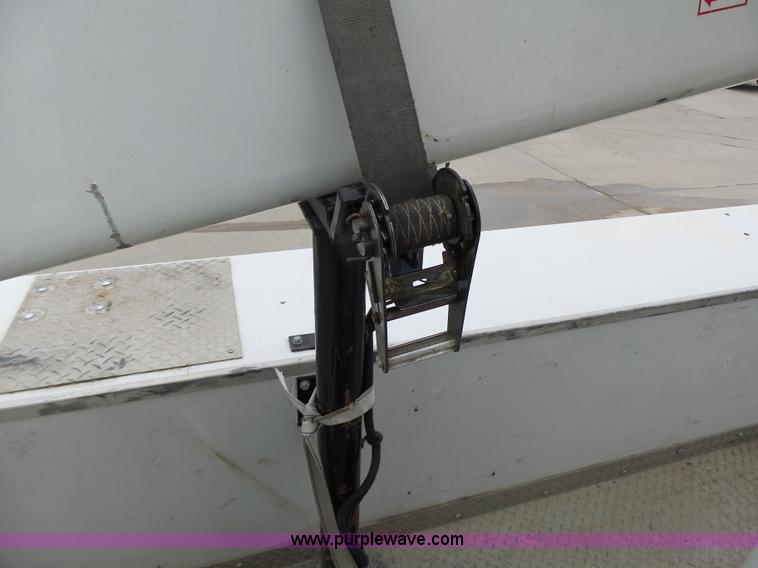 image for item L7135 2011 Dodge Ram 5500 bucket truck