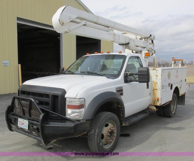 image for item L7146 2008 Ford F550 Super Duty bucket truck