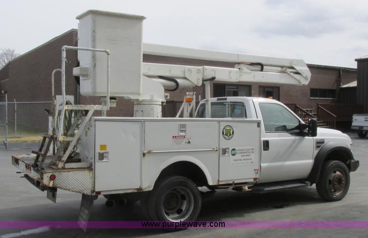 image for item L7146 2008 Ford F550 Super Duty bucket truck