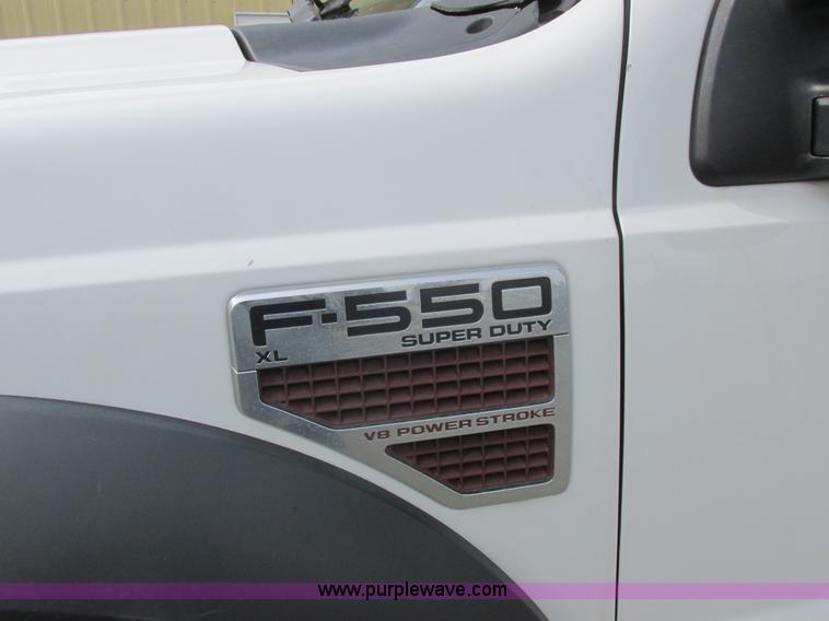 image for item L7146 2008 Ford F550 Super Duty bucket truck