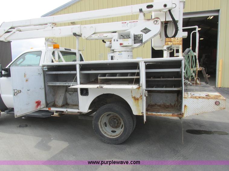 image for item L7146 2008 Ford F550 Super Duty bucket truck