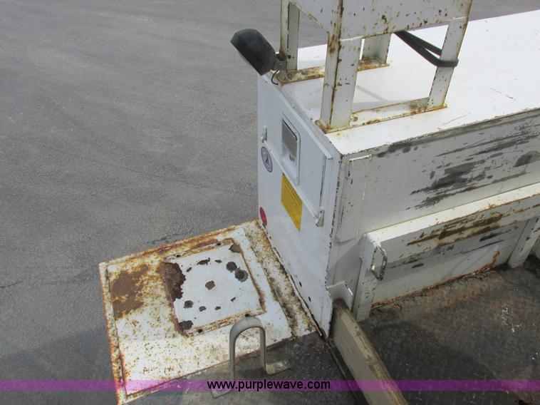 image for item L7146 2008 Ford F550 Super Duty bucket truck